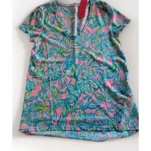 NWT Lilly Pulitzer Etta V- Neck Pelican Pink Off The Scales Womens Size XS Shirt